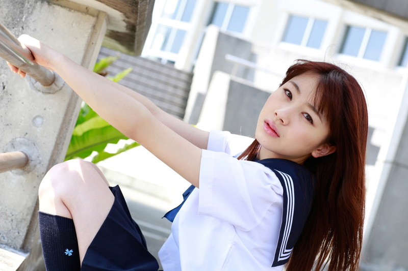 real people, beautiful woman, portrait, smiling, hair, hairstyle, architecture, day, auburn hair, looking at viewer, Morning Musume, women, front view