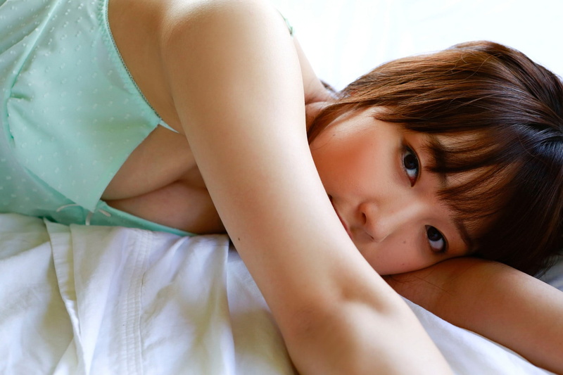 body part, brown eyes, bed, human arm, innocence, Asian, women, brown hair, Mizuki Fukumura, lying down, beautiful woman, relaxation, beauty, furniture