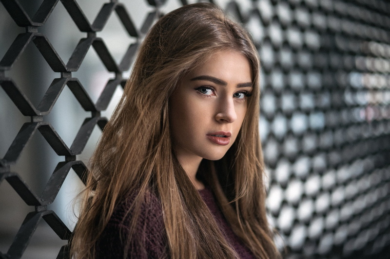 headshot, brown hair, beautiful woman, beauty, young women, adult, young adult, women, focus on foreground, human hair, Anna, face, looking at camera, teenager
