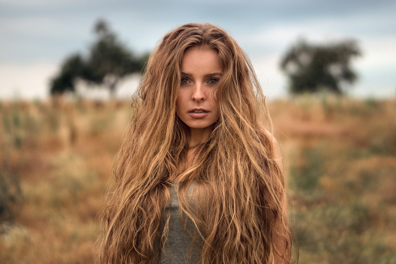nature, adult, blonde, focus on foreground, portrait, hairstyle, beautiful woman, beauty, long hair, young adult, teenager, hair, Martin Kühn, 1080P, contemplation