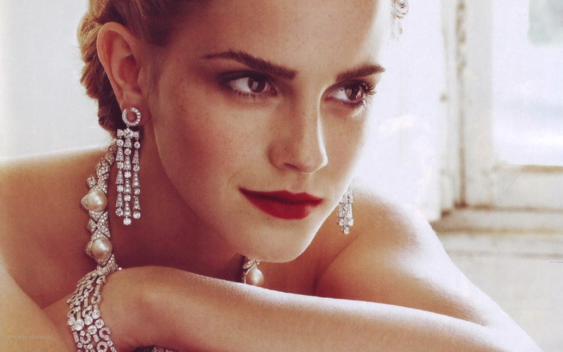1080P, human face, beautiful people, one person, contemplation, beauty, fashion, hairstyle, body part, young adult, headshot, emma watson, earring, necklace