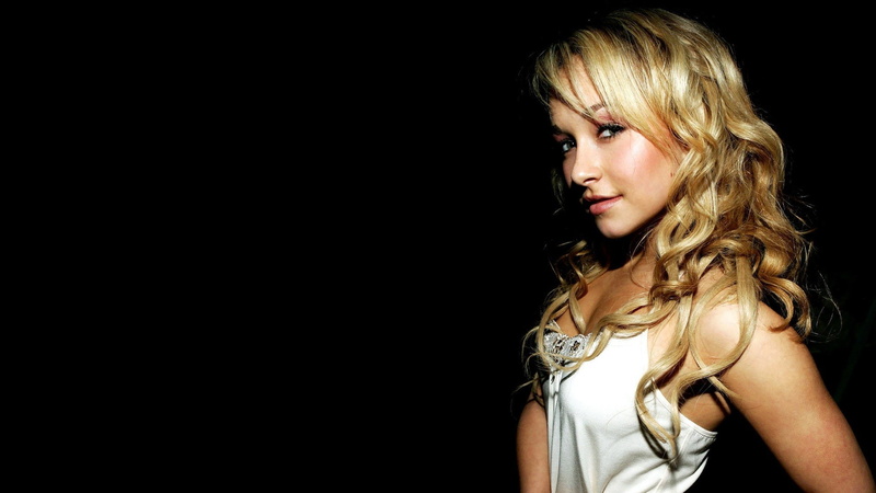 blonde, young adult, women, copy space, hair, black background, portrait, indoors, young women, 1080P, Hayden Panettiere, one person, beautiful woman