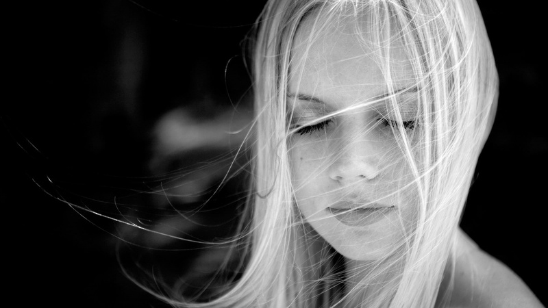 closed eyes, 1080P, blonde, face, platinum blonde, women, monochrome, portrait, hair in face