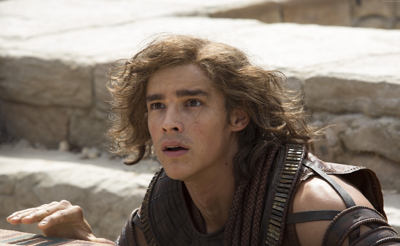 Brenton Thwaites, Gods of Egypt, 5K