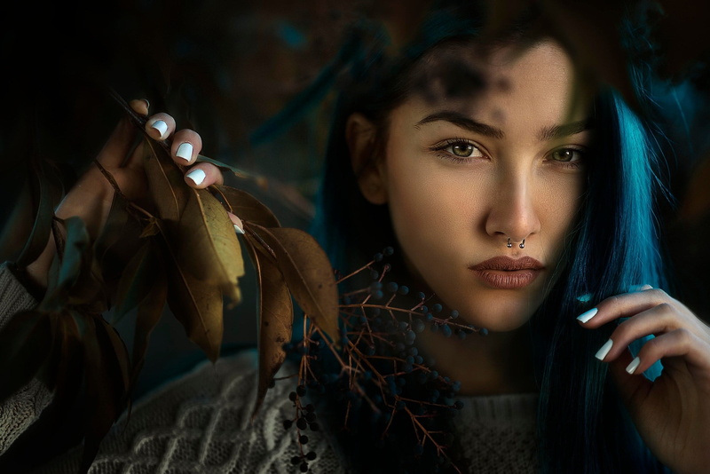 beauty, face, dyed hair, nose rings, real people, lifestyles, hairstyle, adult, indoors, leaves, headshot, young adult, one person, 1080P, beautiful woman