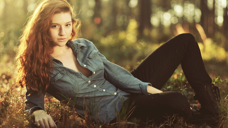 tree, looking at camera, portrait, lifestyles, teenager, black boots, plant, outdoors, long hair, one person, model, 1080P, focus on foreground, unfastened