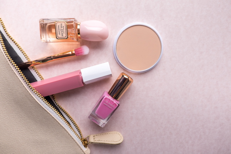 pink lipstick, eyeshadow, pink cosmetics, pink color, philippines, 4K, people, purple, fashion, studio shot, cosmetics, make up brush, close-up, lipstick