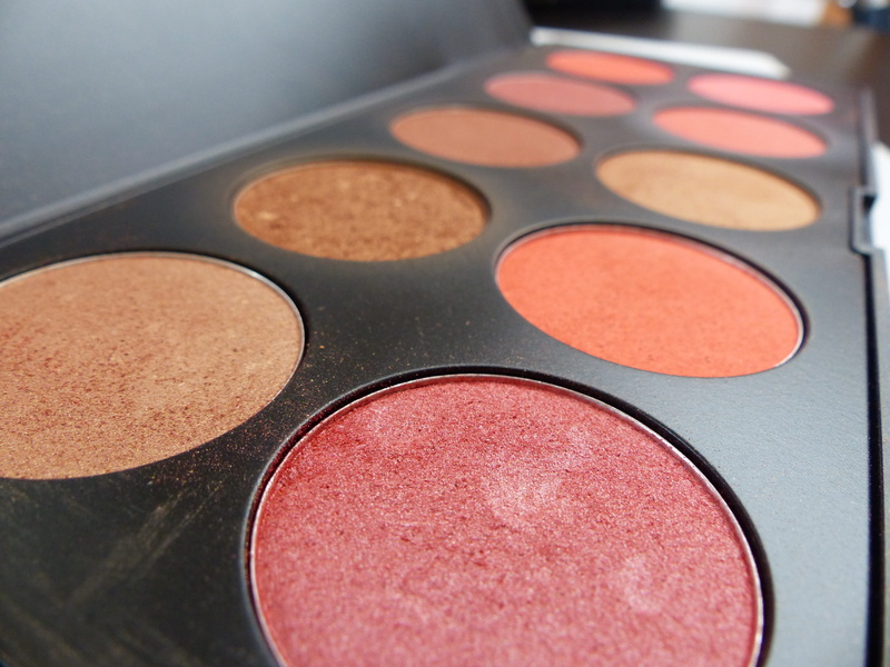 glamour, make-up, no people, geometric shape, in a row, rouge, Lipstick, eyeshadow, choice, multi Colored, Make Up, variation, collection, palette, face Powder