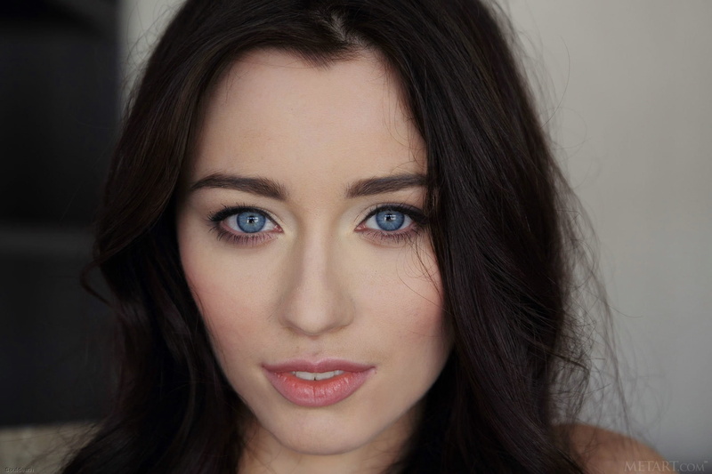 long hair, close-up, blue eyes, women, beauty, beautiful woman, lipstick, one person, hairstyle, indoors, human body part, headshot, adult, front view