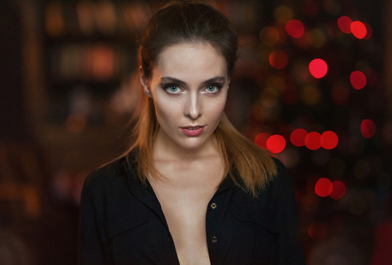 hair, Amina Katinova, depth of field, beautiful woman, hairstyle, looking at camera, front view, Maxim Maximov, brown hair, face, beauty, portrait, young adult
