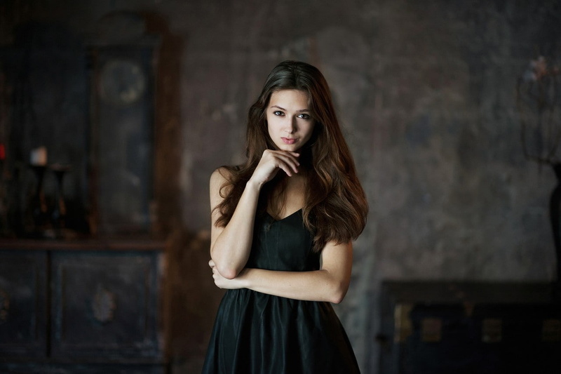 standing, beauty, front view, dress, brown hair, beautiful people, hairstyle, adult, looking at camera, black dress, women, hair, beautiful woman, pink lipstick
