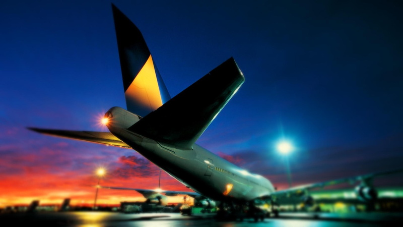 sky, journey, dusk, air vehicle, aerospace industry, airport, airport runway, 1080P, travel, no people, mode of transportation, aircraft, Boeing 747, commercial airplane