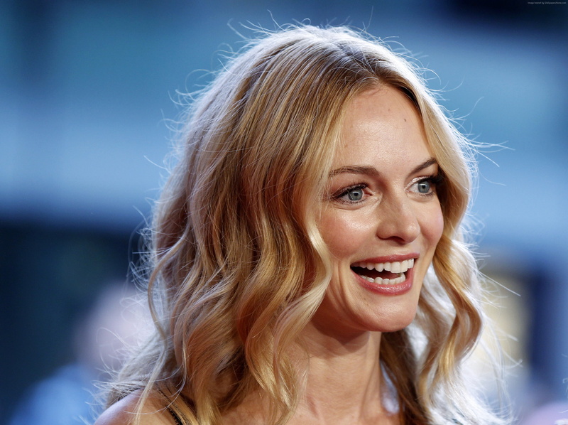 2K, long hair, beautiful woman, cheerful, adult, portrait, headshot, actress, smiling, young adult, Heather Graham, hair, one person, hairstyle, young women