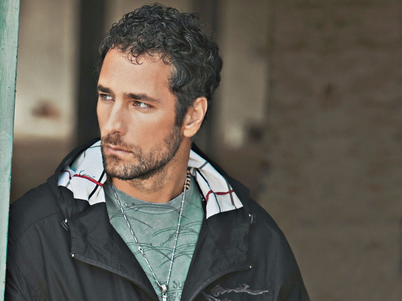 fashion Model, cool, one Man Only, standing, man, macho, adults Only, grey, lifestyles, one Young Man Only, leather, raoul bova, stubble, looking At Camera