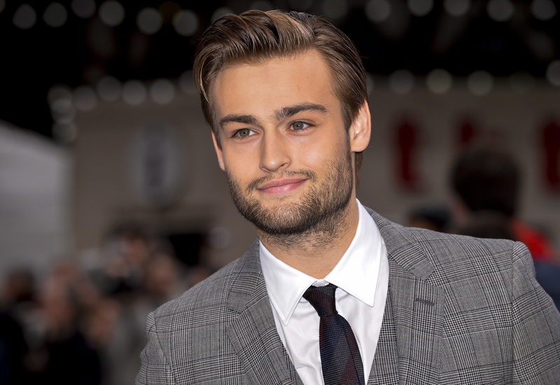 grey, menswear, focus on foreground, professional Occupation, new York City, fashion, headshot, handsome, fashion Week, event, smiling, looking at camera