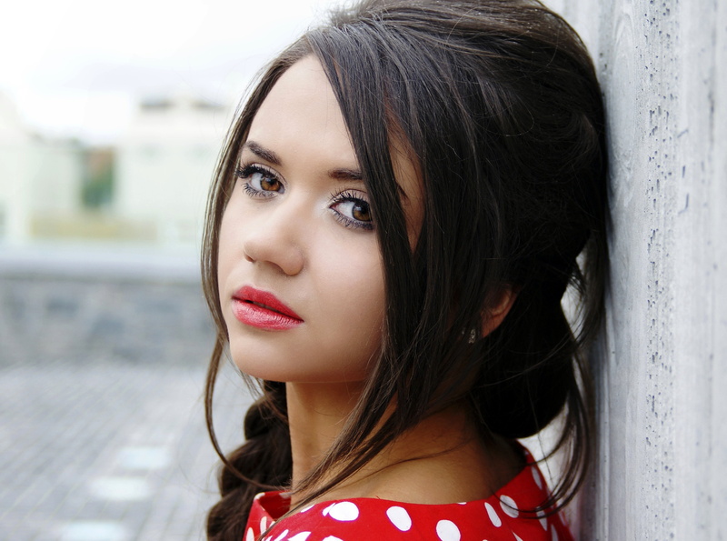 women, wall, face, hazel eyes, portrait, model, 4K