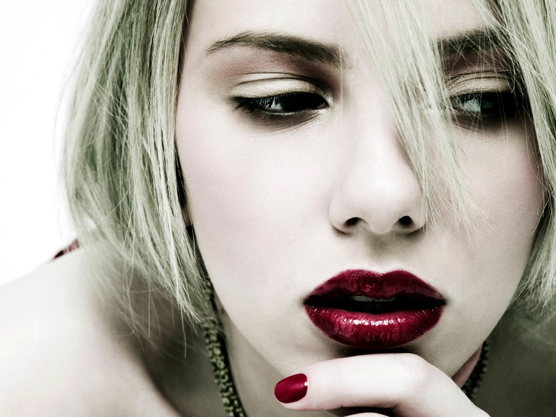 indoors, adult, lipstick, Scarlett Johansson, smoky eyes, face, teardrop, hairstyle, red lipstick, beauty, human face, actress, blonde, beautiful woman