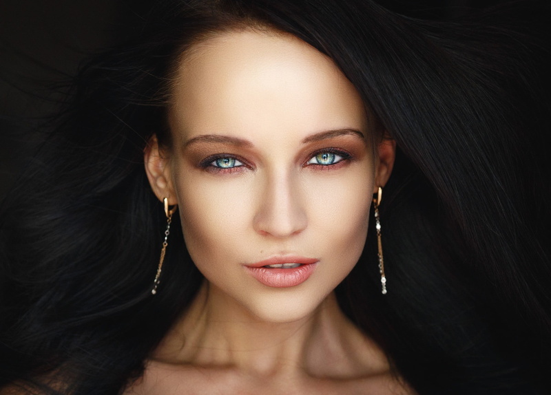 beautiful woman, luxury, Angelina Petrova, one person, black background, looking at camera, adult, teenager, women, close-up, fashion, body part, young adult