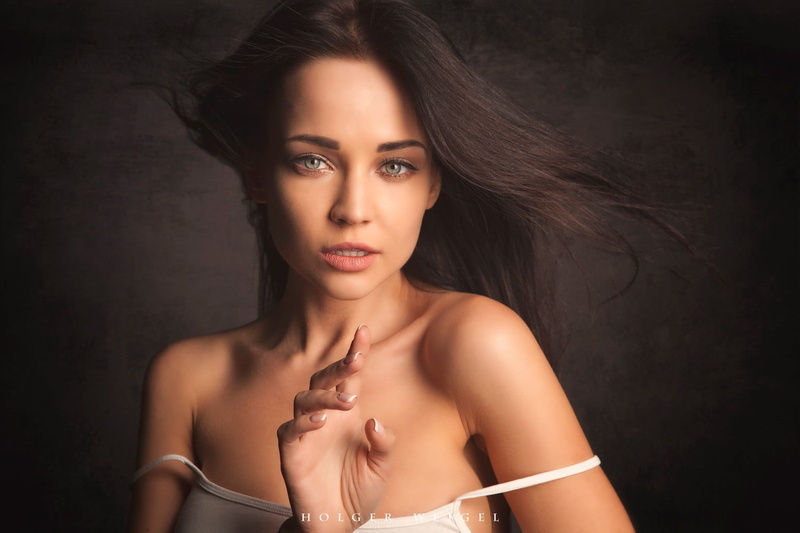 fashion model, beauty, black hair, studio shot, human face, black background, young women, fashion, one person, simple background, Angelina Petrova, 720P