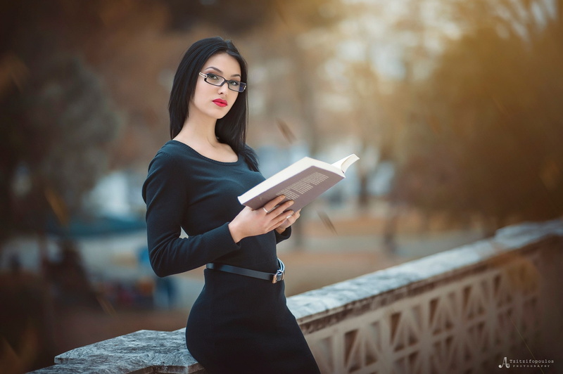 women, black dress, black hair, 1080P, books, portrait, Agelos Tzitzifopoulos, glasses, balcony, women with glasses, depth of field