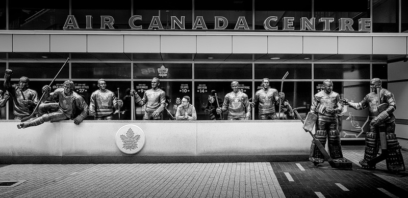 arts culture and entertainment, canada, leisure activity, crowd, team, travel, transportation, toronto, human representation, representation, air canada centre