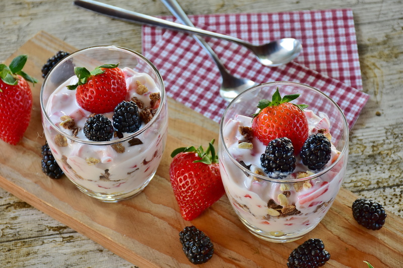 berry fruit, glasses, sweet food, decoration, milk, cook, bowl, berries, spoons, healthy eating, wellbeing, freshness, healthy, fruit, eat, kitchen utensil