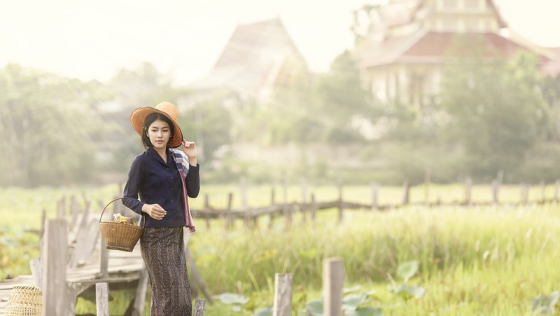 built structure, females, women, Asian, women outdoors, beautiful woman, millinery, looking away, clothing, portrait, nature, 720P, emotion, one person