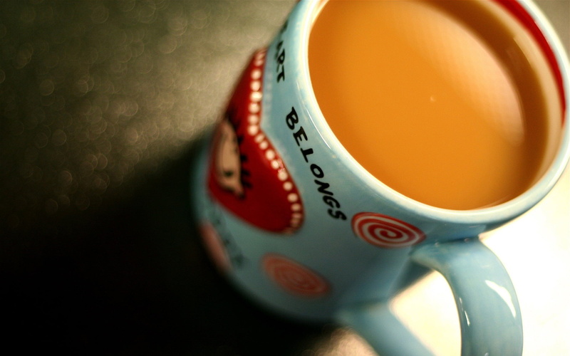 juice, single object, focus on foreground, multicolored, western script, tea cup, cup, close-up, number, 1080P, Nature, indoors, thermometer, table, natrue
