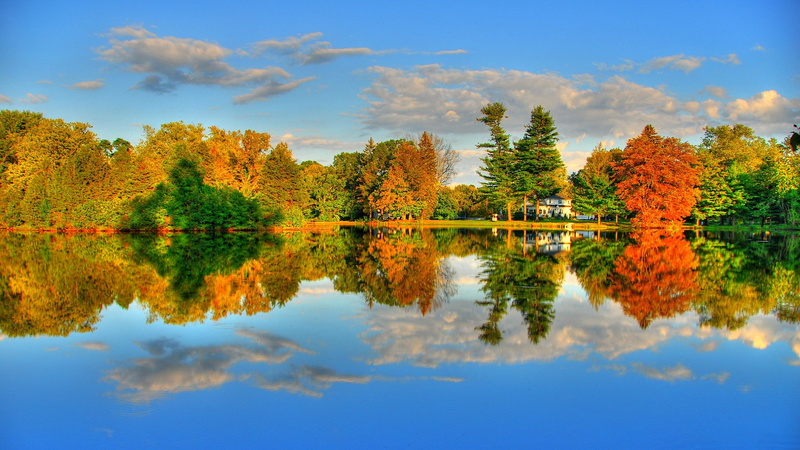 the sky, foliage, green, trees, 1080P, tree, mood, house, the crimson, lake, clouds, leafed, river, autumn, forest, silence
