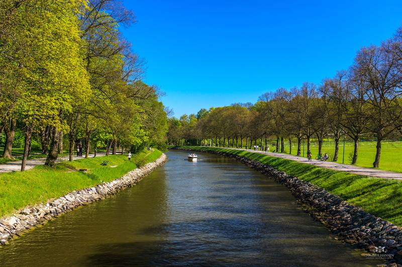 middle, park - Man Made Space, Sigma, Boat, nature, Stockholm County, outdoors, East, 4K, Stream, trees, Sony NEX, People, surrounded, Sweden, Djurgården