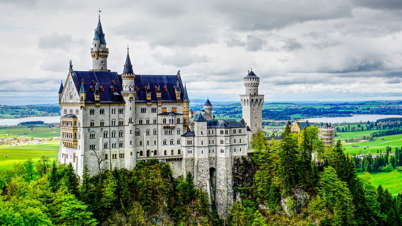 theme park, travel destinations, human, place of worship, no people, architecture, plant, outdoors, city, 16:9, person, religion, the past, spire, beacon