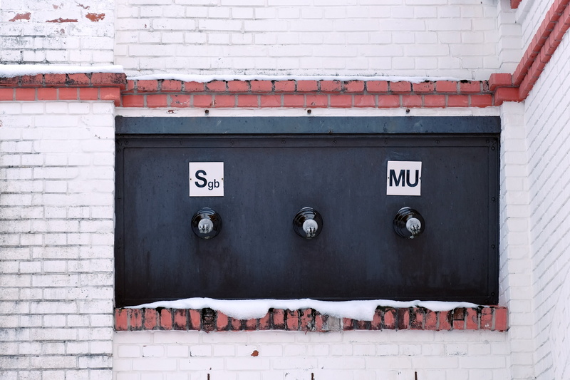 number, white color, wall, building exterior, 4K, power connector, text, close-up, absence, sign, architecture, no people, outdoors, information, information sign