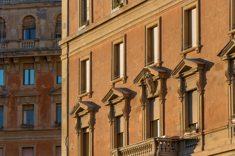 rome, urban streets, curtain, outdoors, window shade, balcony, sunlight, banister, day, building exterior, built structure, shutter, old, roof, italy, window