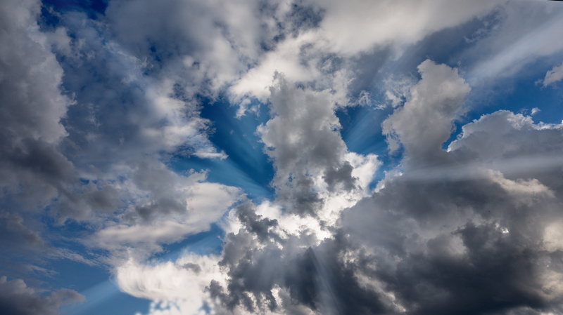 overcast, 5K, meteorology, white, environment, wind, nature, covered sky, beauty in nature, sunlight, cloud - sky, dramatic sky, sunny, crepuscular, blue