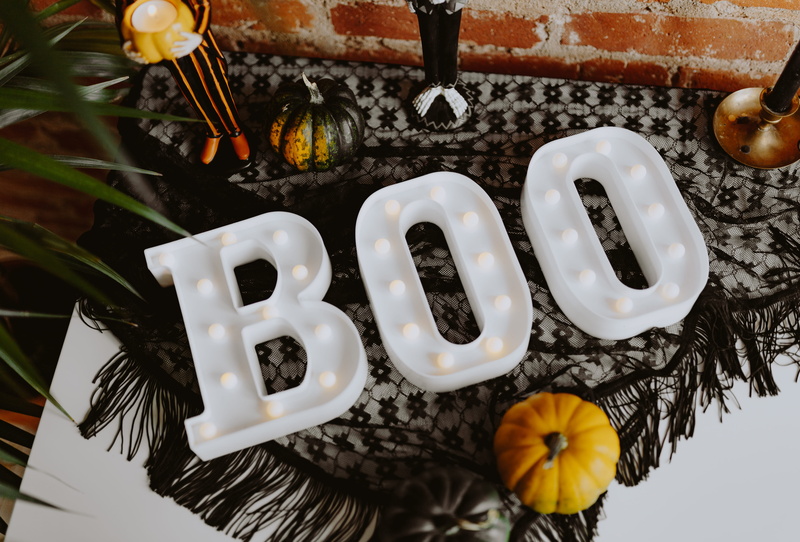 temptation, decorations, sweet food, dessert, western script, text, decor, fall, sweet, halloween, creativity, boo, october, plant, 5K, high angle view