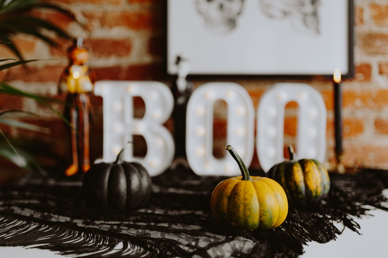vegetable, october, fall, focus on foreground, orange color, freshness, decorations, boo, healthy eating, autumn, pumpkin, halloween, food, still life