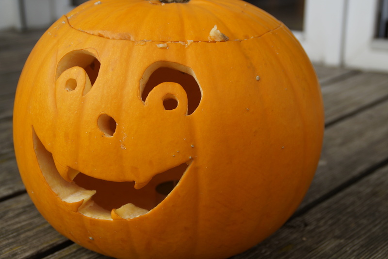 31 october, craft, art and craft, anthropomorphic face, pumpkin, diy pumpkin ghost, autumn decoration, orange color, celebration, creativity, face, bright