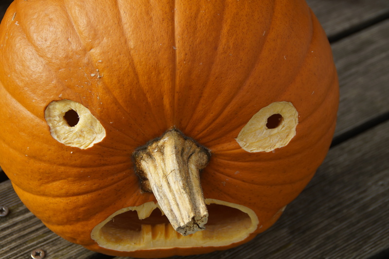 anthropomorphic face, halloween, halloweenkuerbis, child, pumpkin, autumn, outdoors, celebration, 31 october, anthropomorphic, gourd, food and drink, face