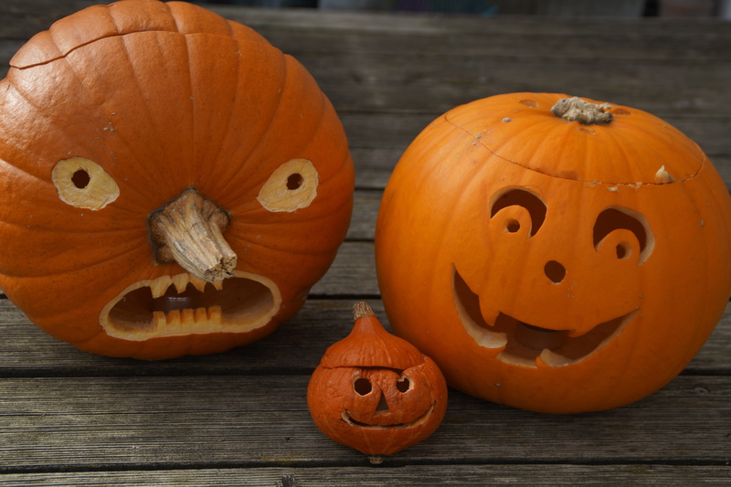 craft, pumpkin ghost, creativity, close-up, halloweenkuerbis, autumn, orange color, food, table, jack o lantern, jack olantern, fash, child, wood - material