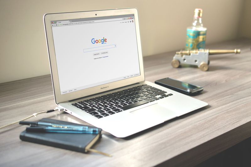 computer, furniture, portable information device, connection, google, wireless technology, pens, notepad, computer equipment, electric lamp, wooden, notebook