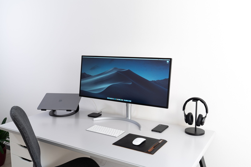 computer, office, table, desktop pc, connection, monitor, computer equipment, communication, portable information device, black, desk, flat, widescreen