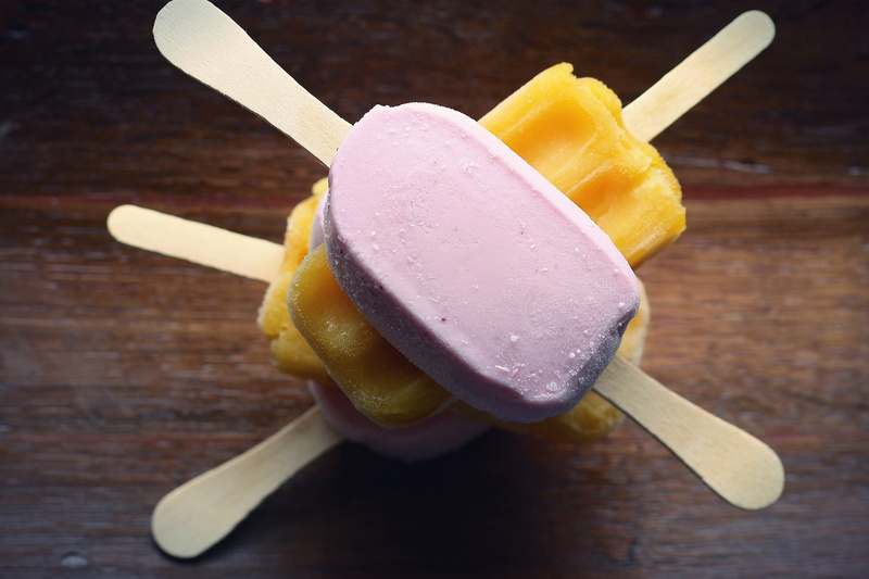 no people, sweet, still life, frozen, summer, sweets, temptation, cold - Temperature, food/Drink, cream, food, close-up, indulgence, freshness, lollipop