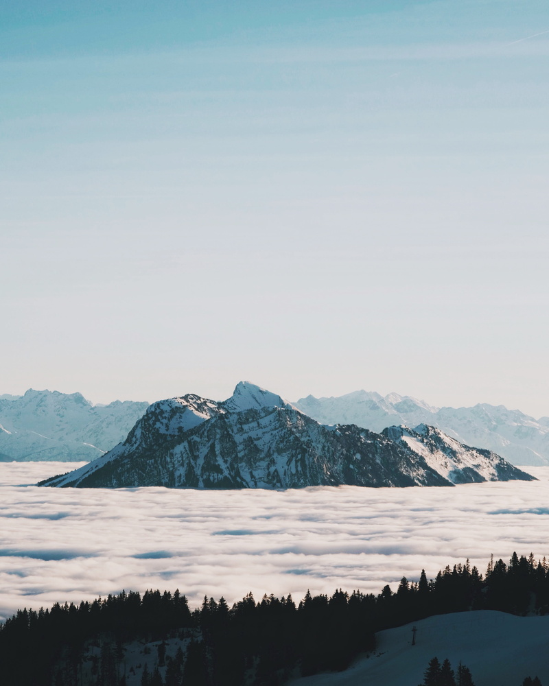 non-urban scene, h, idyllic, cold temperature, mountain, tranquil scene, environment, copy space, d, nature, covered, l, snow, clear, scenics - nature