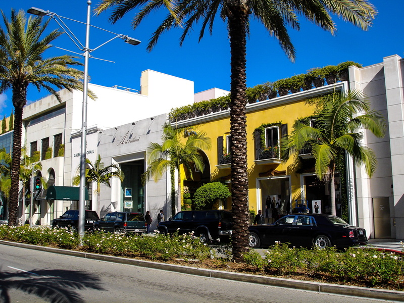 day, road, usa, transportation, mode of transportation, away, building exterior, tree, rodeo drive, palm tree, sunlight, nature, architecture, car, tropical climate