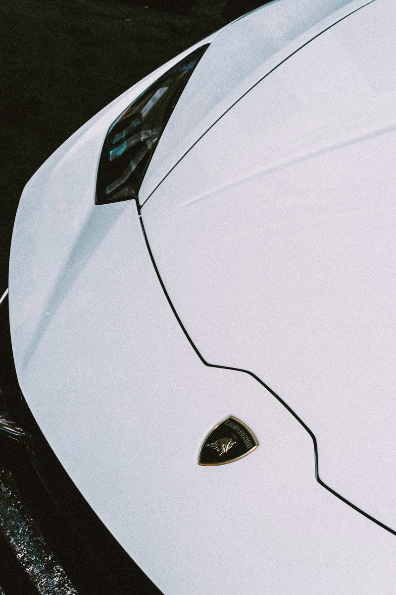lamborghini, indoors, close-up, hypebeast, united states, metal, vehicle hood, white color, los angeles, cars, detail, design, beverly hills, 4K, rodeo drive