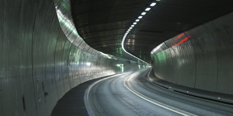 marking, tunnel vision, underground walkway, dividing line, traffic, underpass, ceiling, lighting equipment, illuminated, drive, architecture, concrete