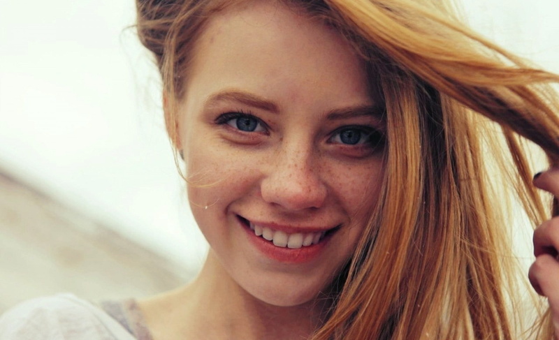 looking at viewer, emotion, beauty, teeth, front view, redhead, looking at camera, close-up, human face, freckles, women, human hair, happiness, beautiful woman