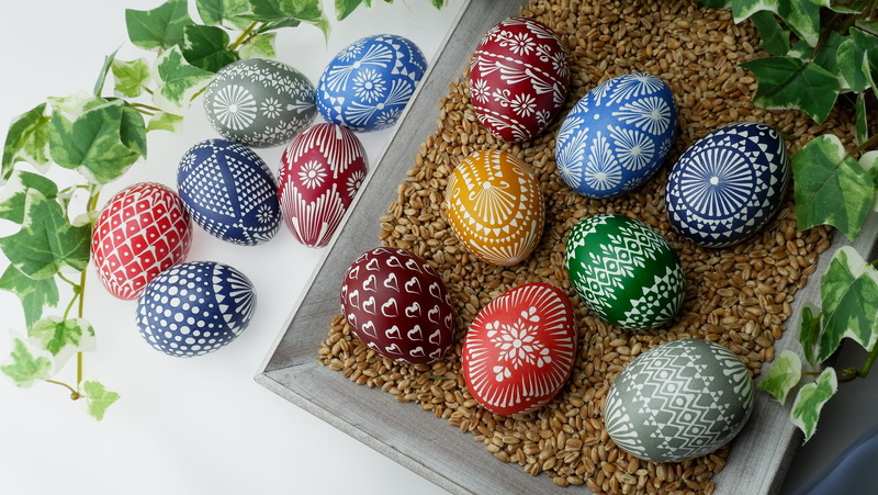 sorbian easter egg, easter decor, indoors, sweet, easter decorations, temptation, customs, painted eggs, food, chocolate, pattern, chicken eggs, baked