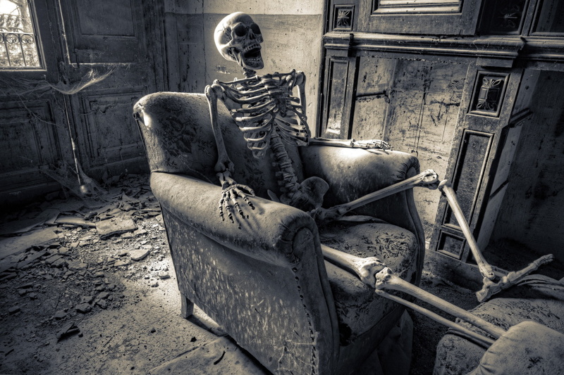 chair, ruin, 2K, skeleton