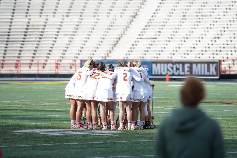 real people, team, stadium, adult, soccer team, 5K, rear view, competition, outdoors, women, athlete, sports team, lacrosse, soccer, clothing, team sport